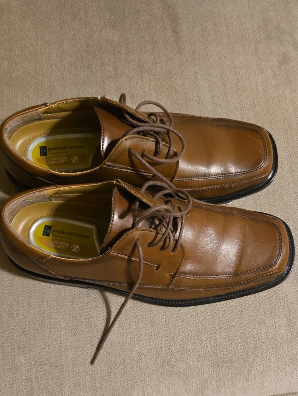 Dockers Men’s Brown Leather Dress Shoes – All Motion Comfort (10M)